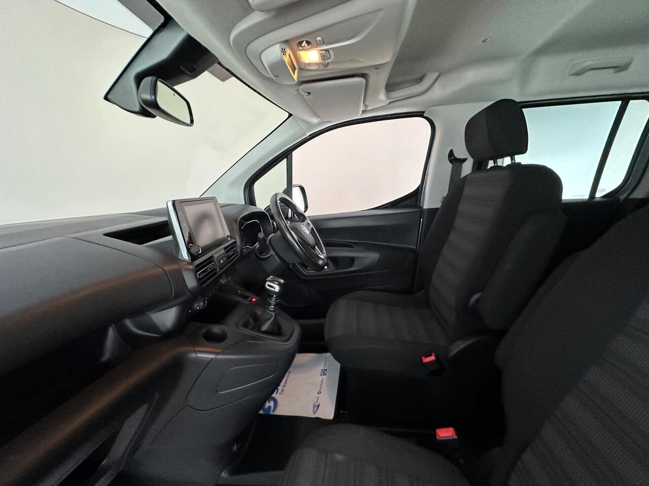 Vauxhall Combo Life DY22MTK