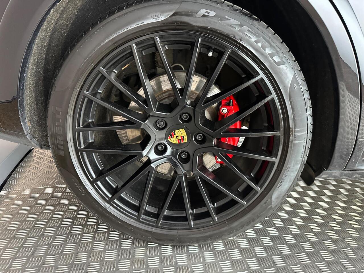 Porsche Cayenne AO22XFK