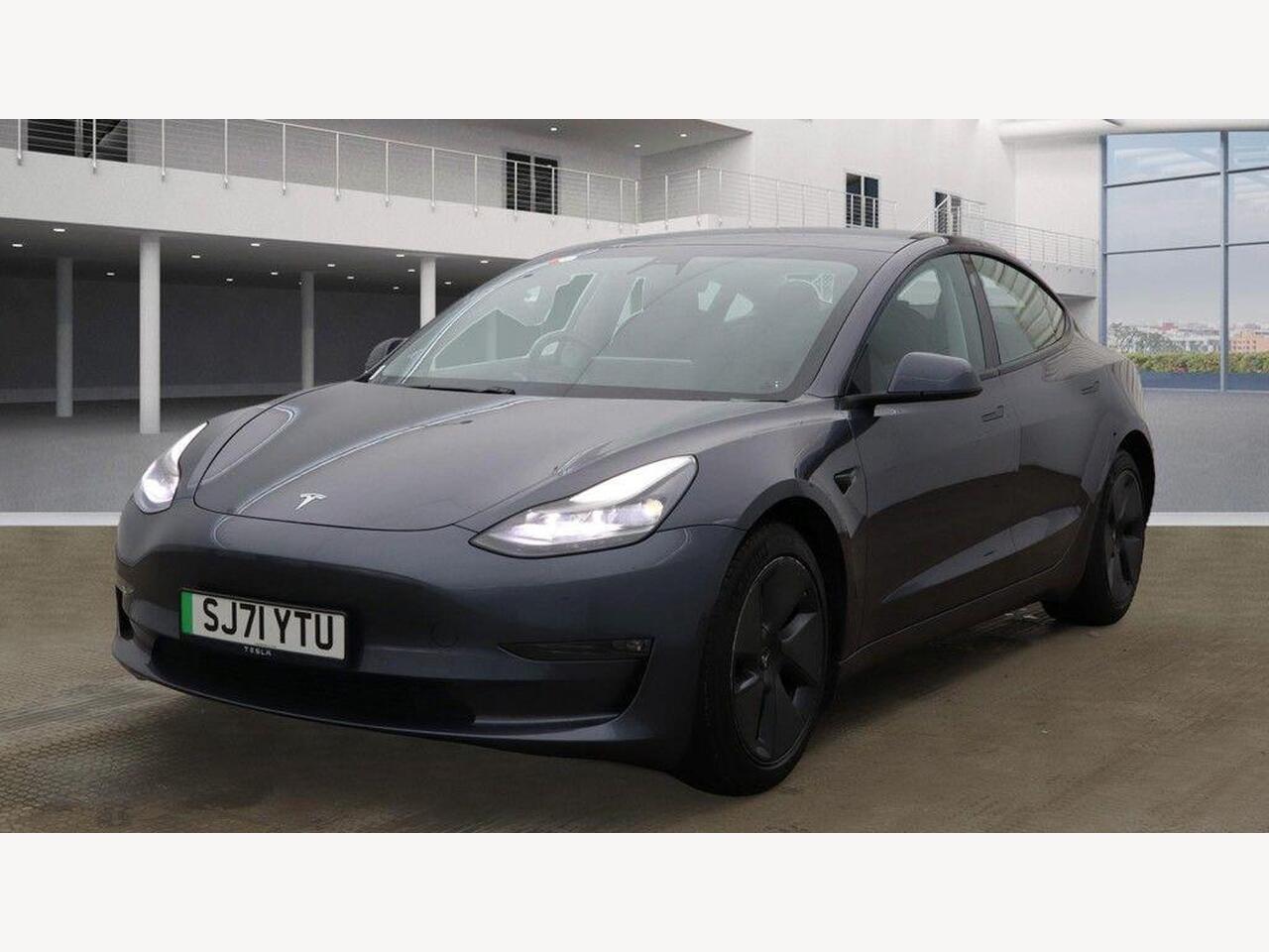 Tesla Model 3 SJ71YTU