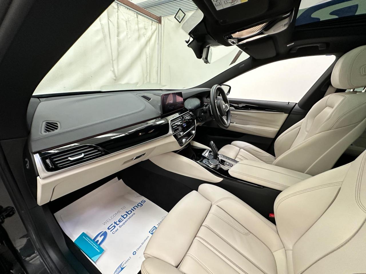BMW 6 Series Gran Turismo YD68SYZ