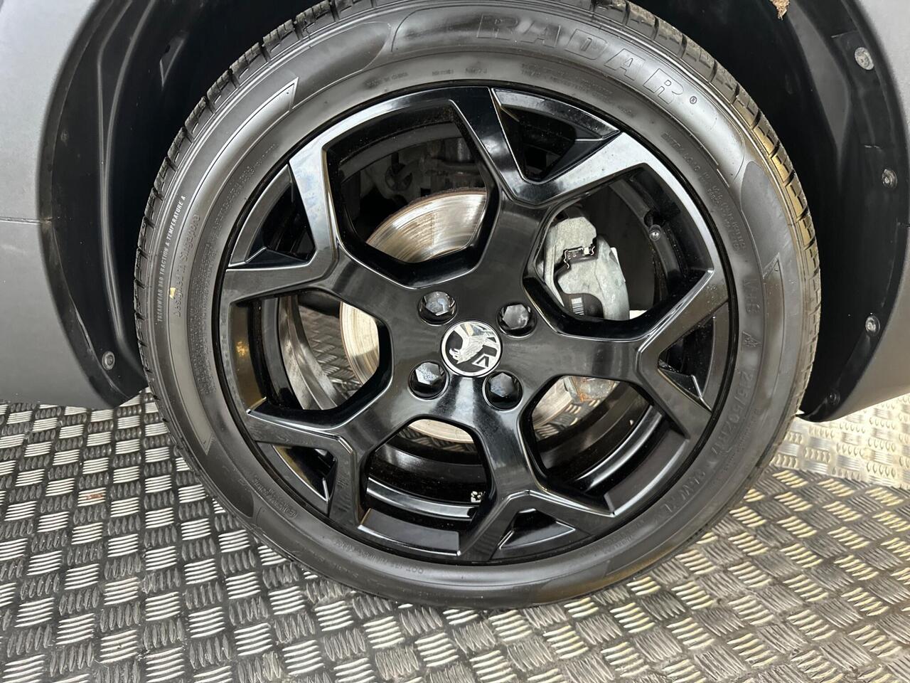 Vauxhall Crossland BL71FOA