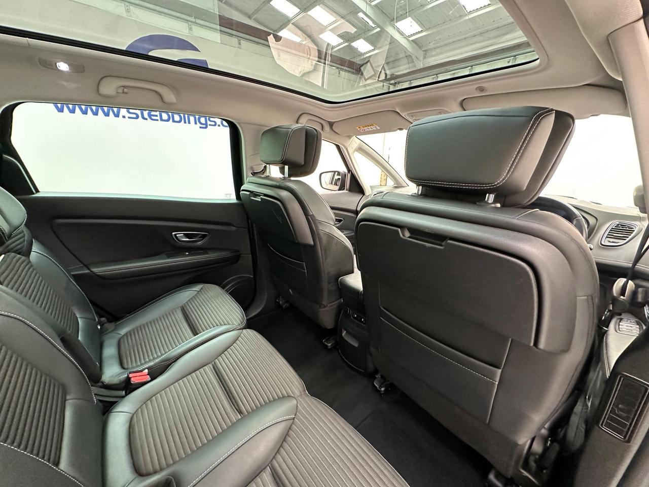 Renault Grand Scenic KP68HVB