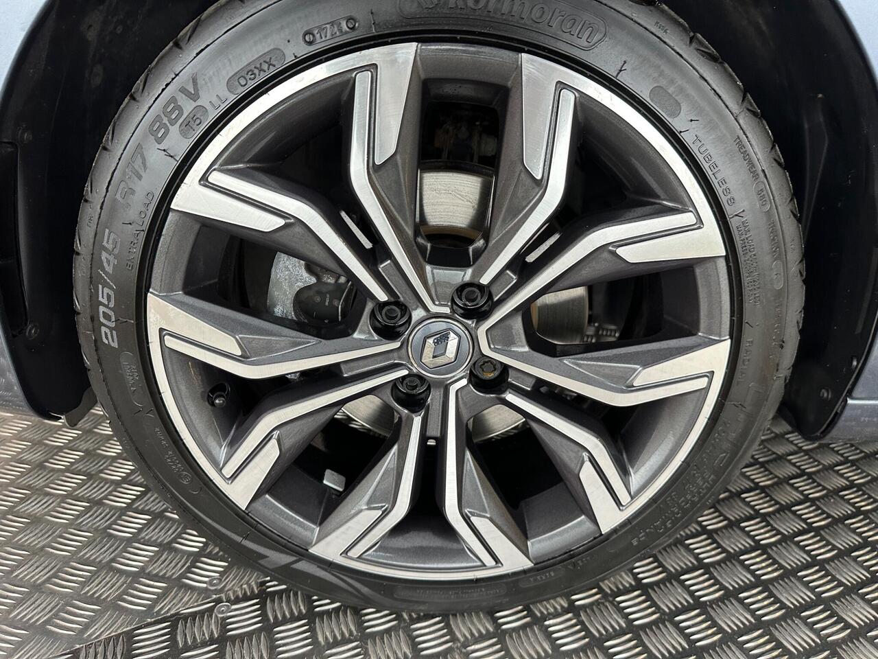 Renault Clio AJ21SUX