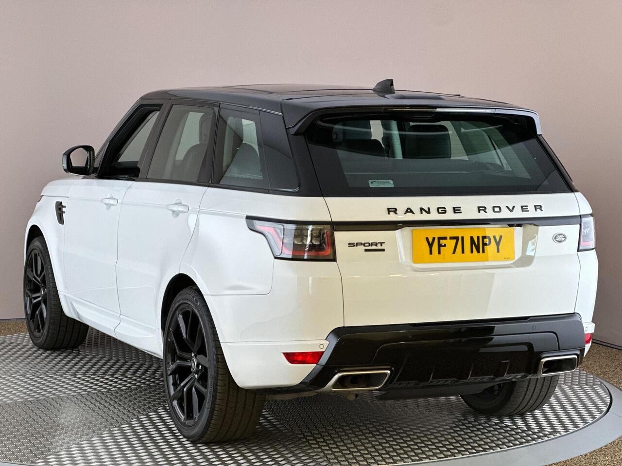 Land Rover Range Rover Sport YF71NPY