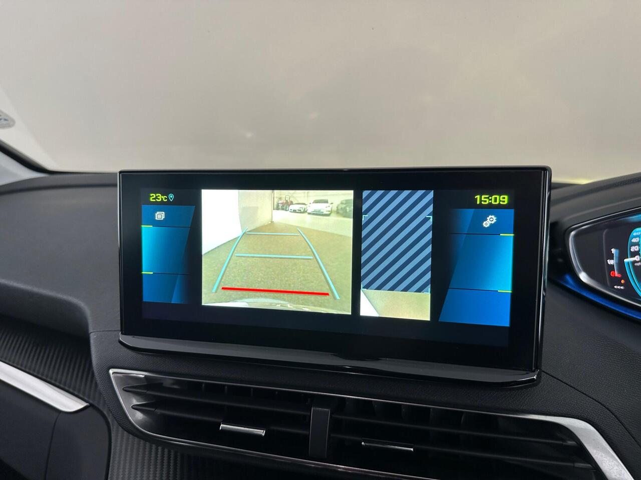 Peugeot 3008 MM71FCE