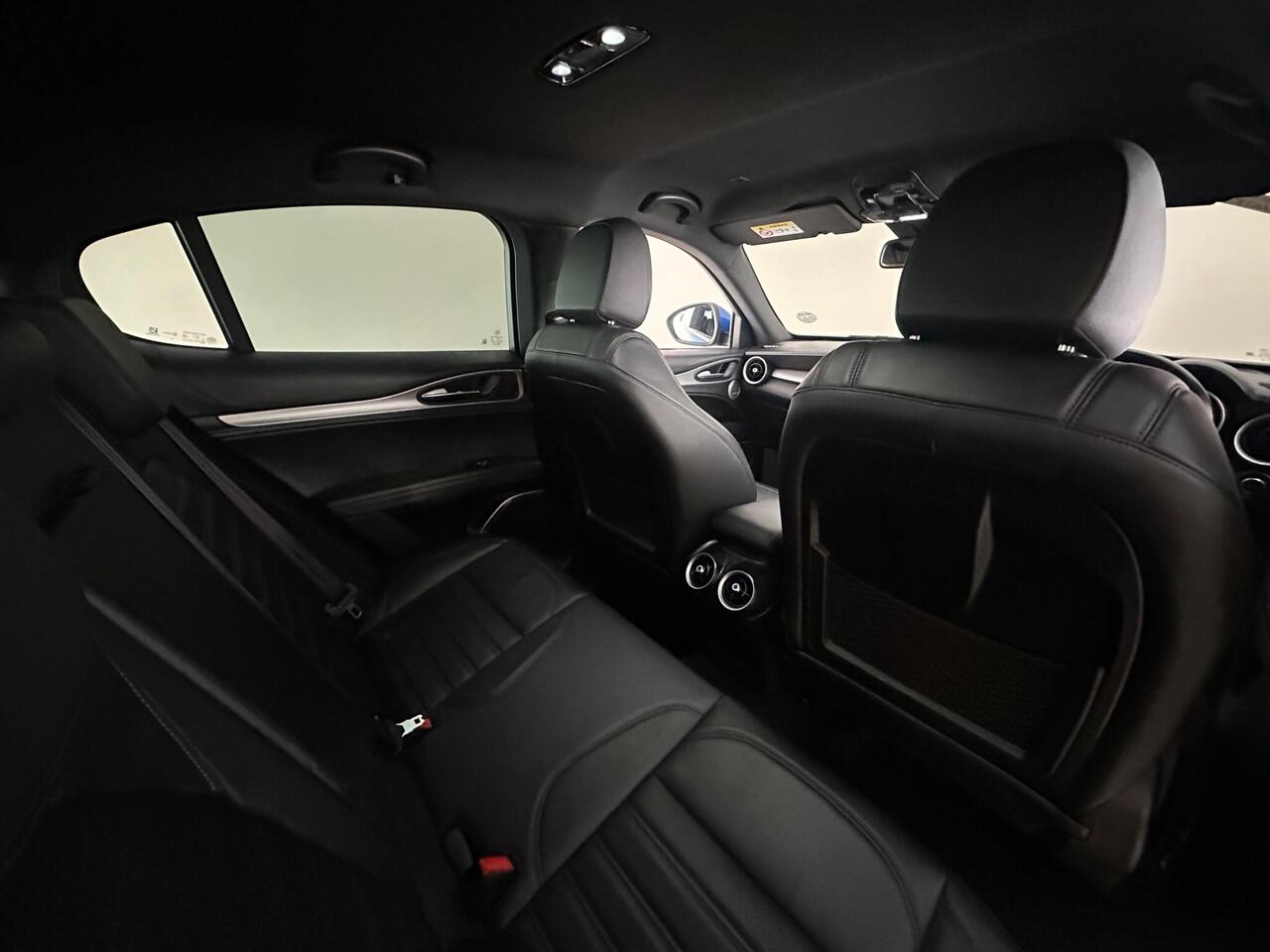 Alfa Romeo Stelvio SR70GHX