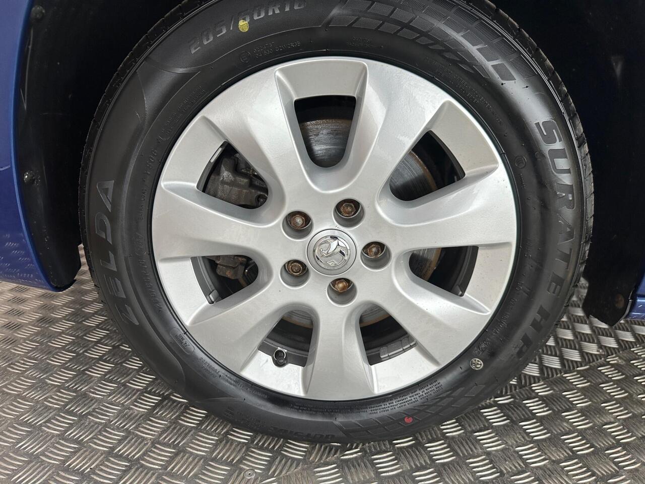 Vauxhall Combo Life YX70XER