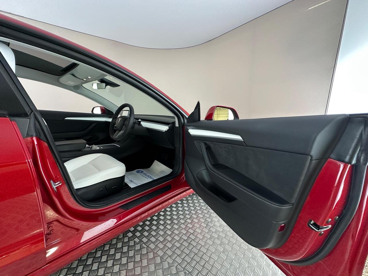 Tesla Model 3 WR71GMX