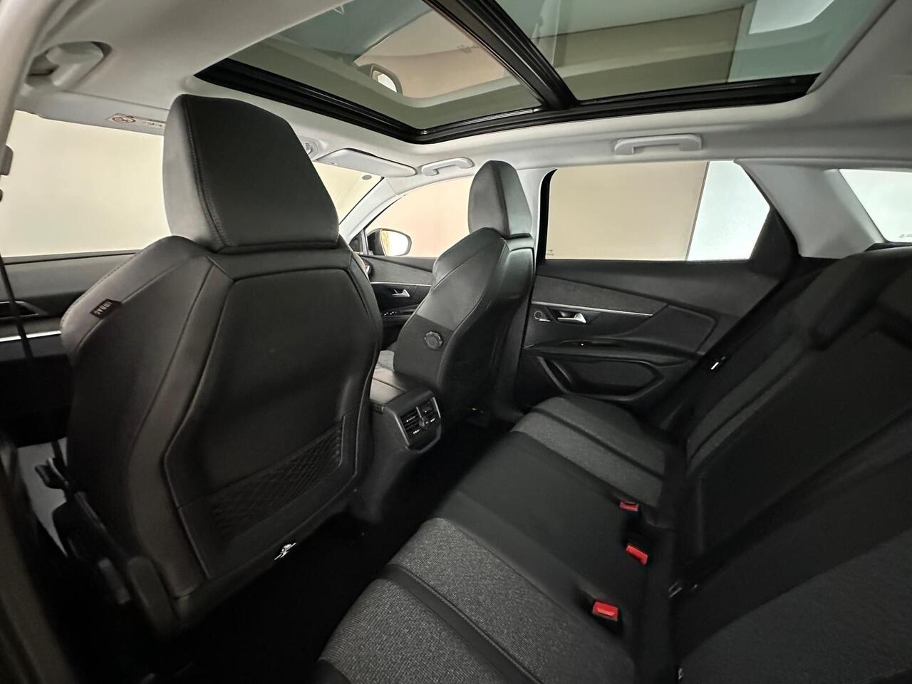 Peugeot 3008 MJ17EHF