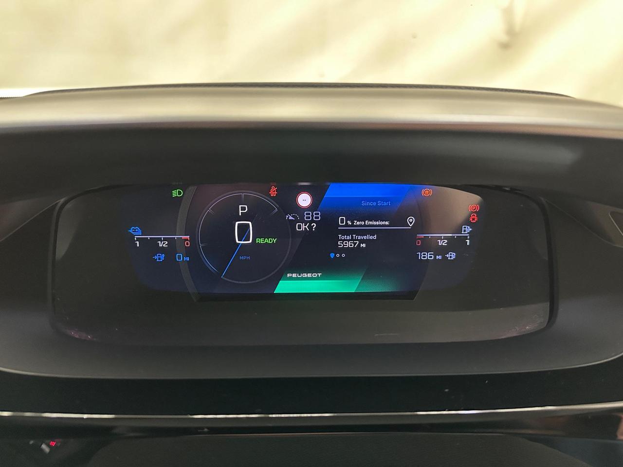 Peugeot 408 KE72WVB