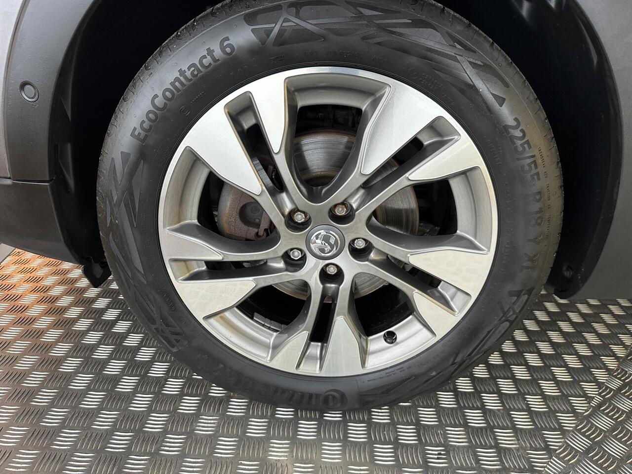 Vauxhall Grandland X DY68ZWW
