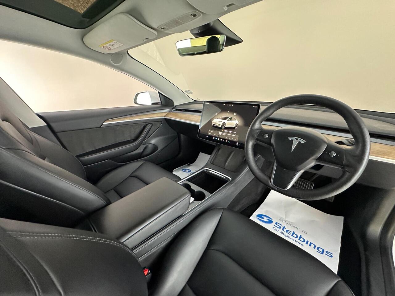 Tesla Model 3 AF72VHK