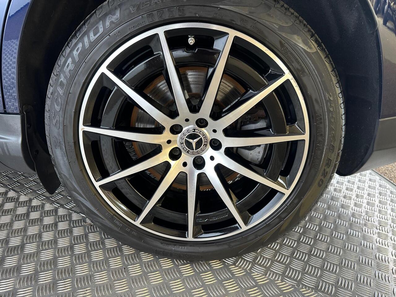 Mercedes-Benz EQC WP71HPF