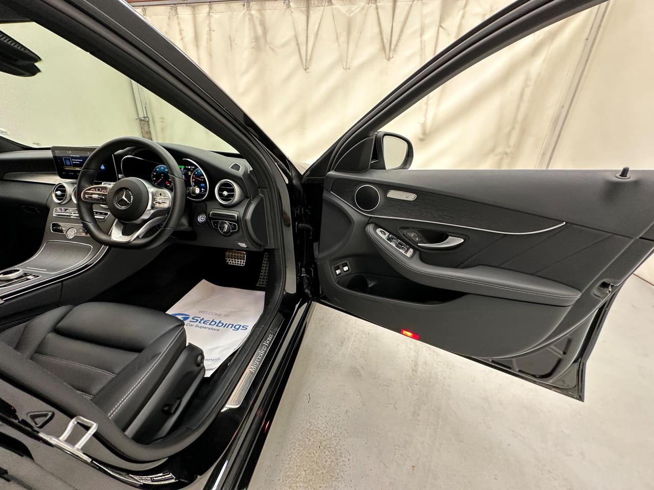 Mercedes-Benz C Class LL21YLW