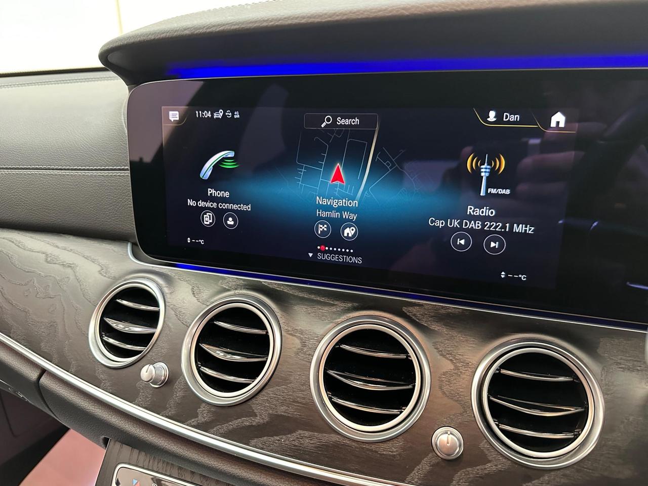 Mercedes-Benz E Class LO70NUB