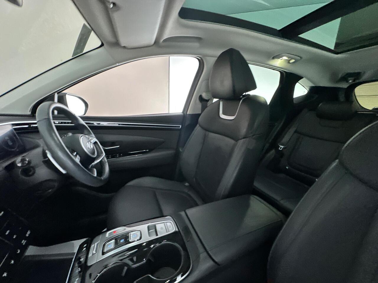 Hyundai TUCSON LE23RTZ