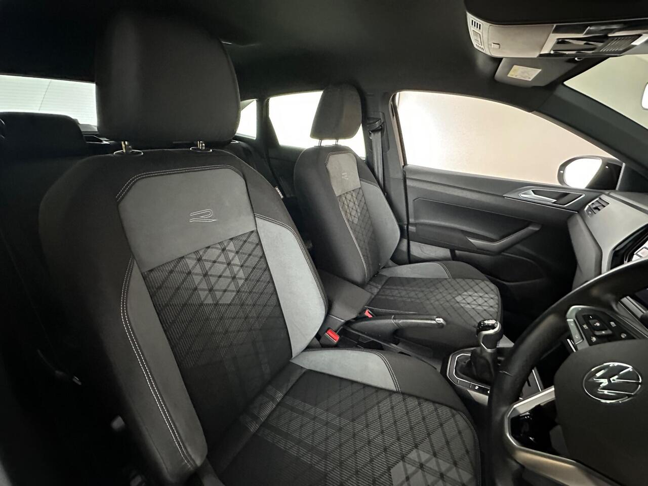 Volkswagen Taigo VN23YAF