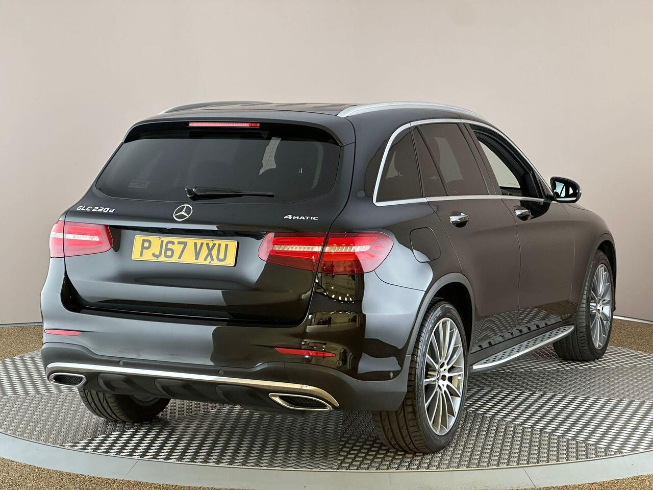 Mercedes-Benz GLC PJ67VXU