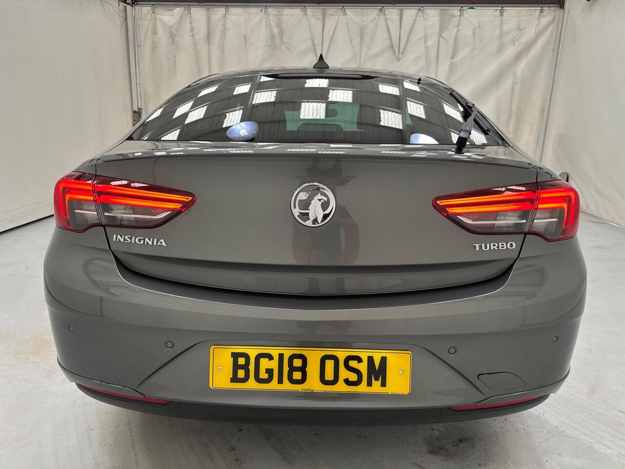 Vauxhall Insignia BG18OSM