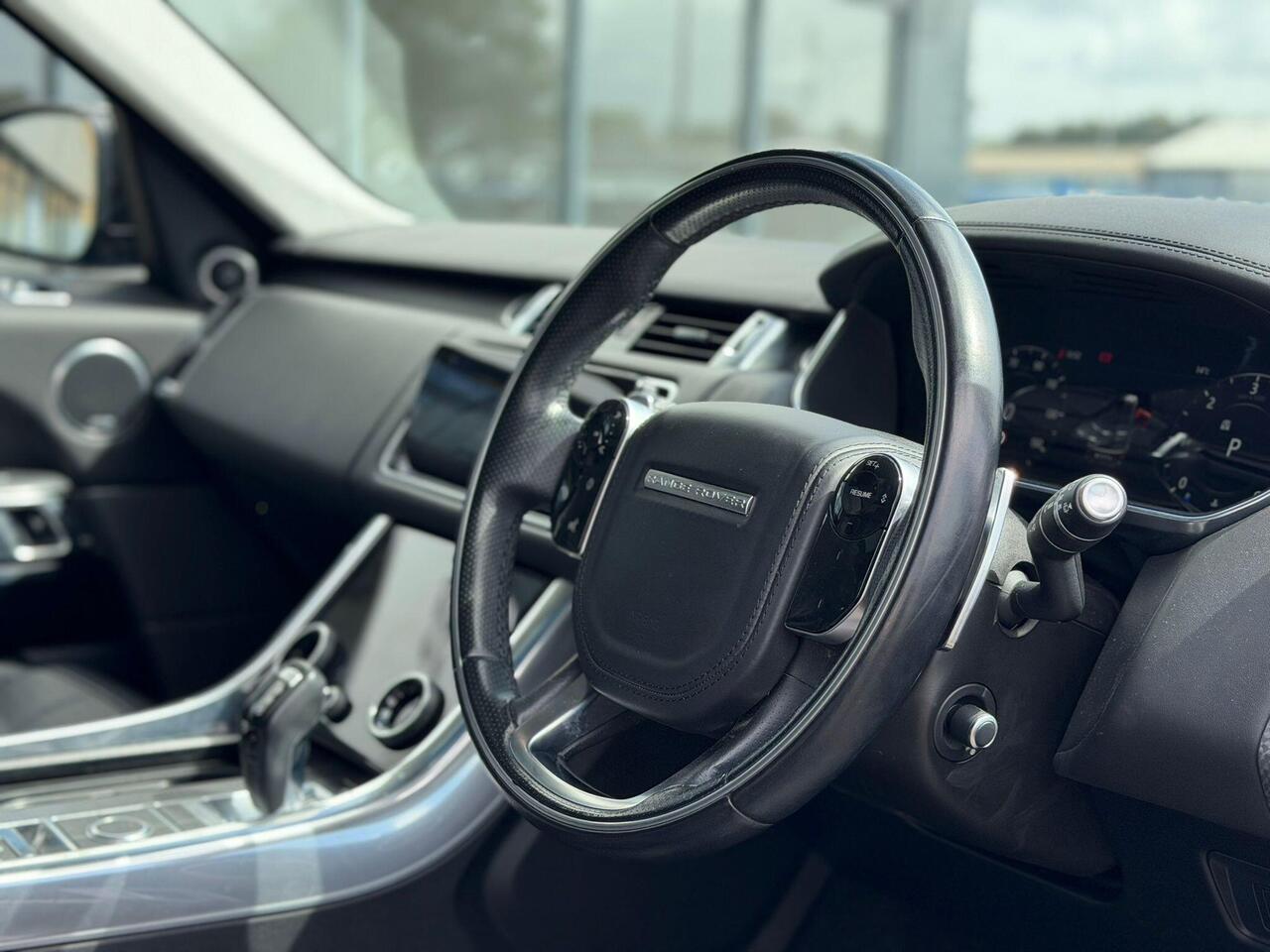 Land Rover Range Rover Sport DP18DXB