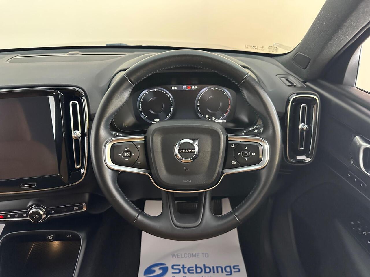 Volvo XC40 YW68VFY