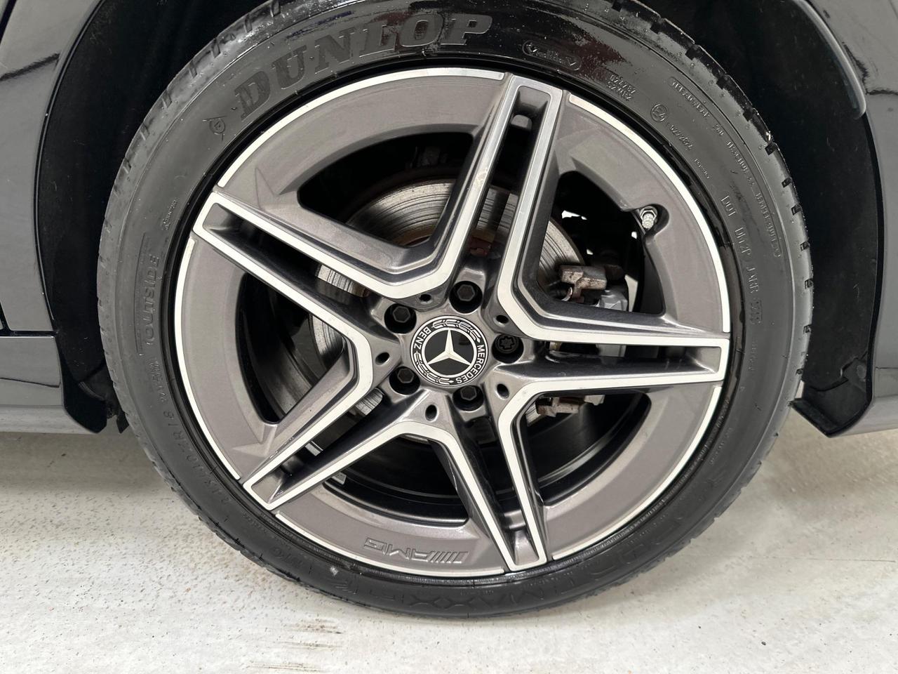 Mercedes-Benz C Class LL21YLW