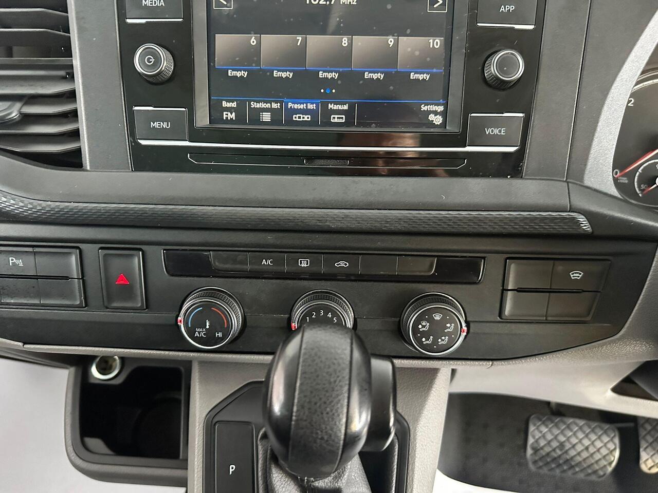 Volkswagen Transporter FG70LZB