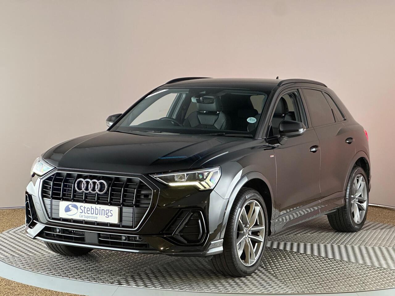 Audi Q3 YK22ZPP