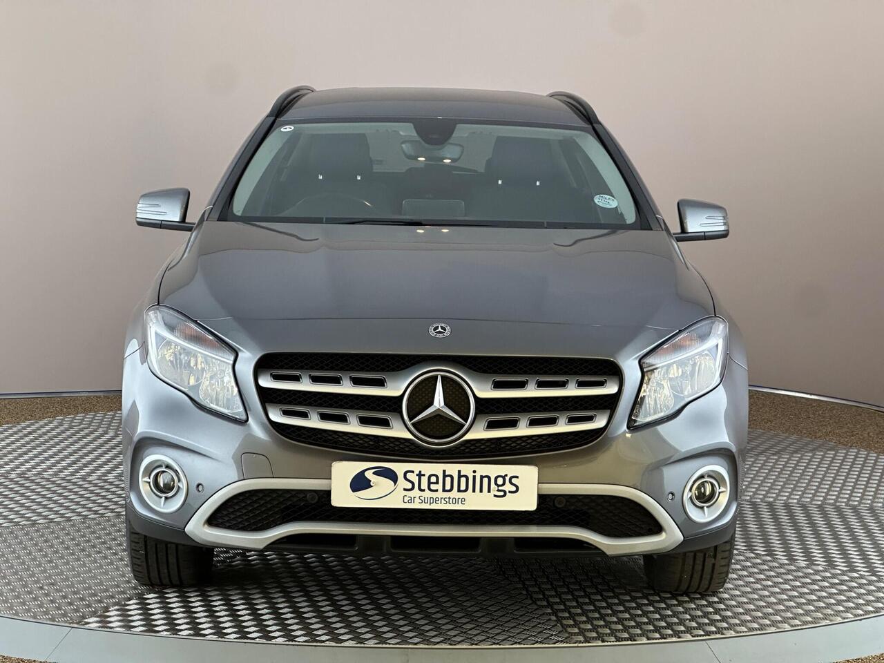 Mercedes-Benz GLA SP68OKA