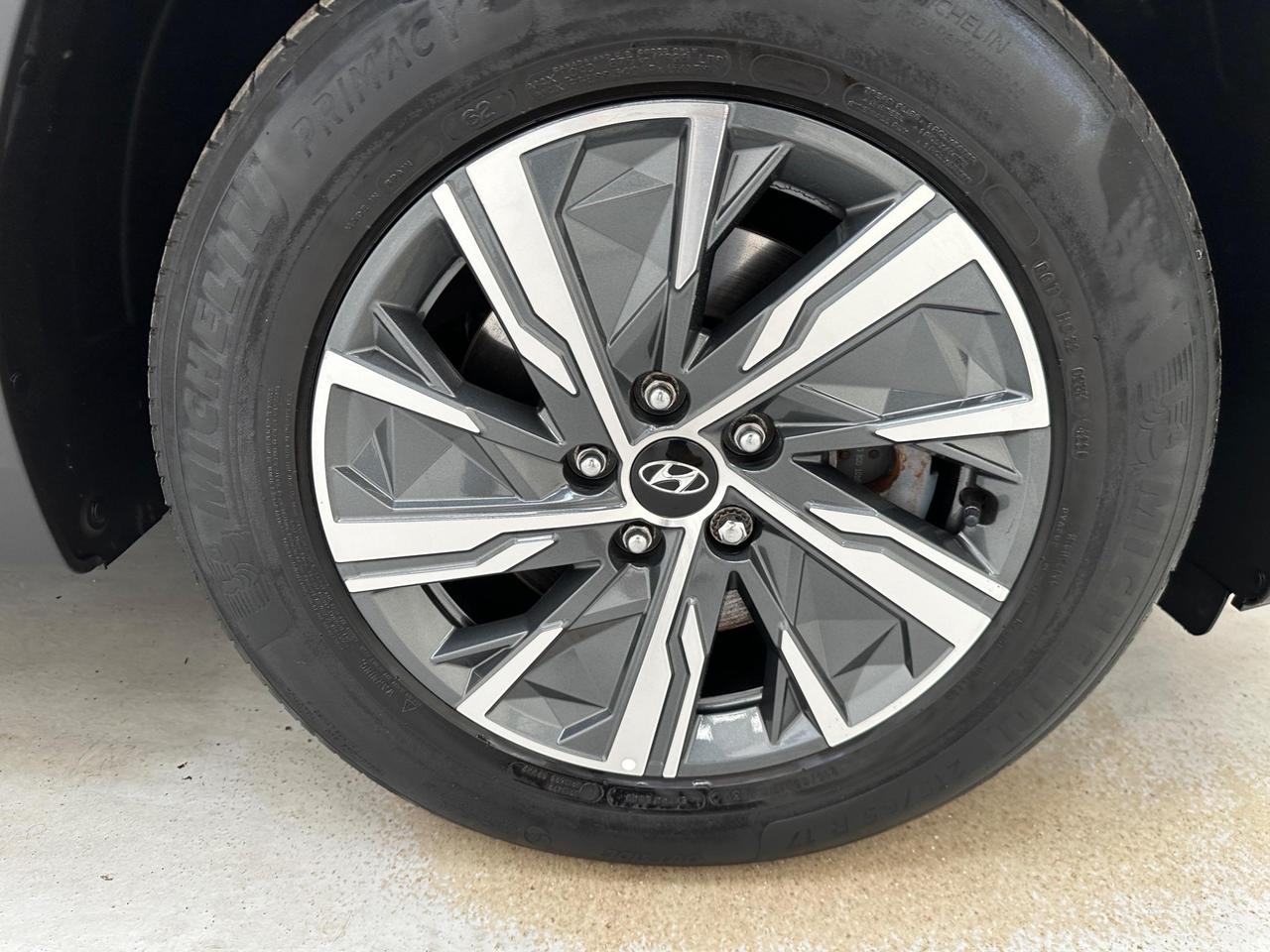 Hyundai TUCSON LG21MHN