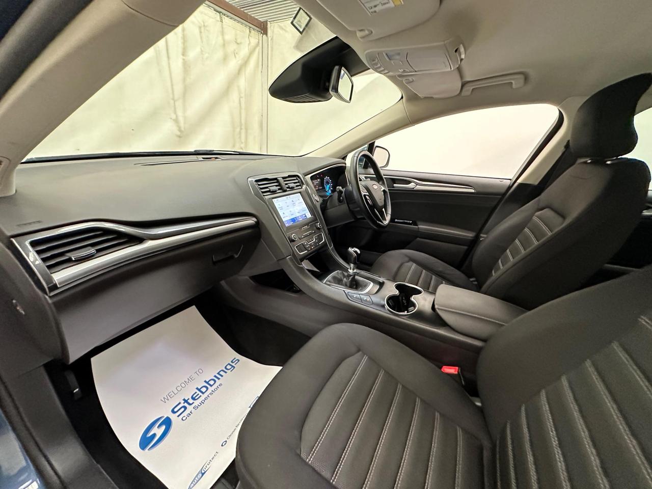 Ford Mondeo AJ70FJD