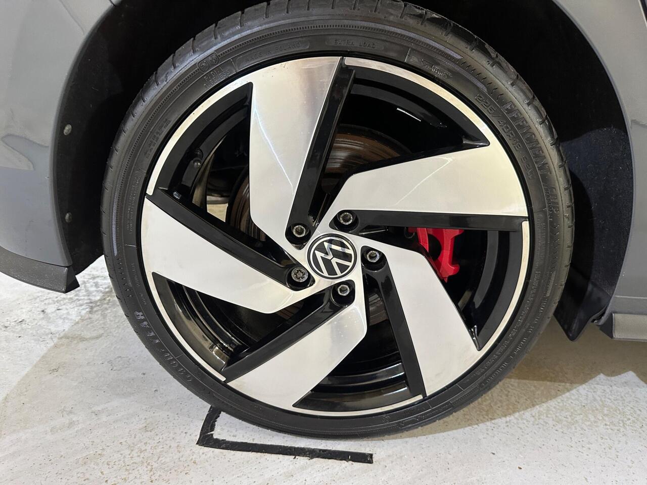Volkswagen Golf VF21FRR