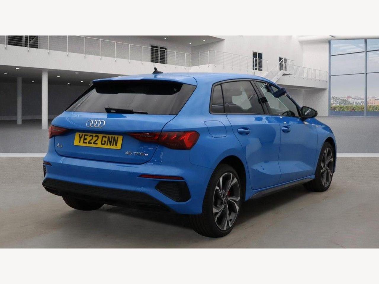 Audi A3 YE22GNN