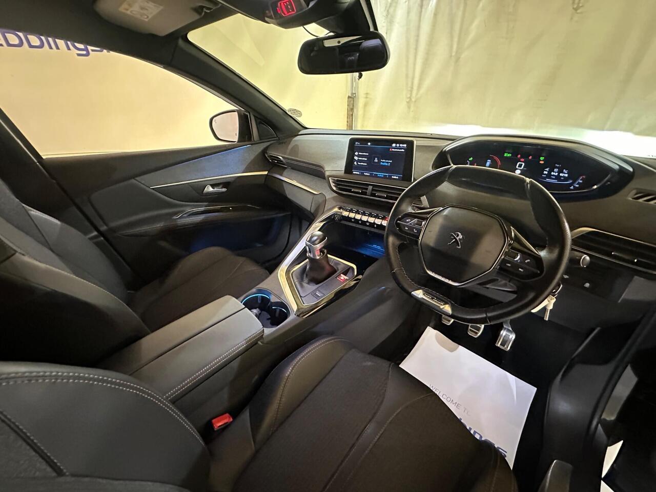 Peugeot 3008 AV17NKP