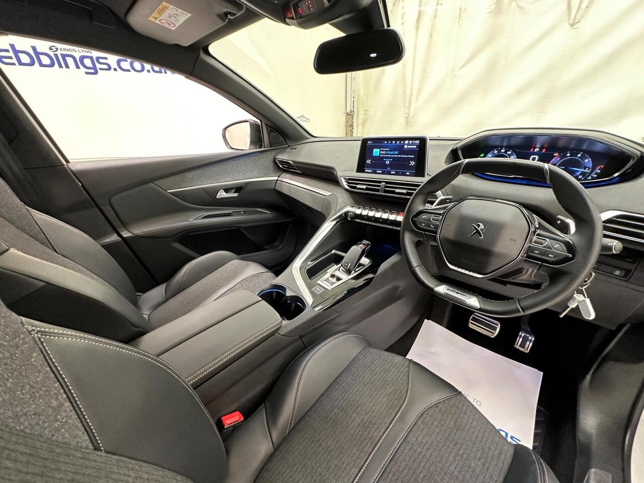 Peugeot 3008 KP69UZV