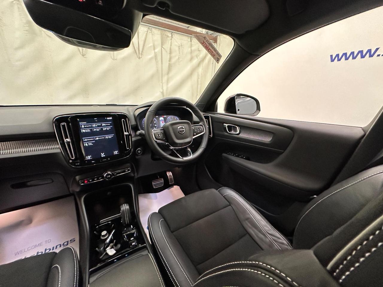 Volvo XC40 YP71ZVR