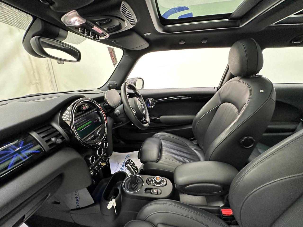 MINI Electric Hatch AK20FZV
