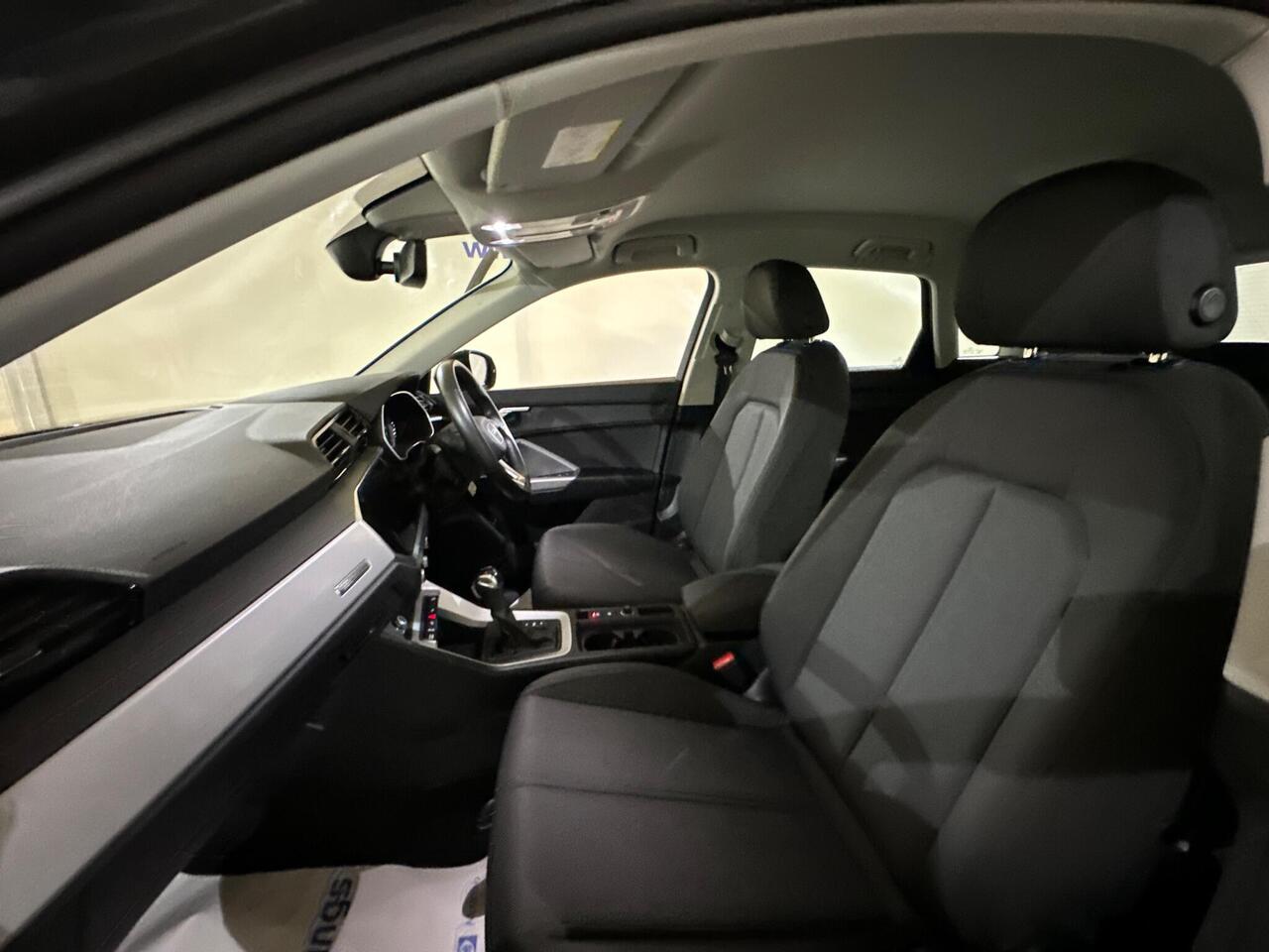Audi Q3 MW22OVR