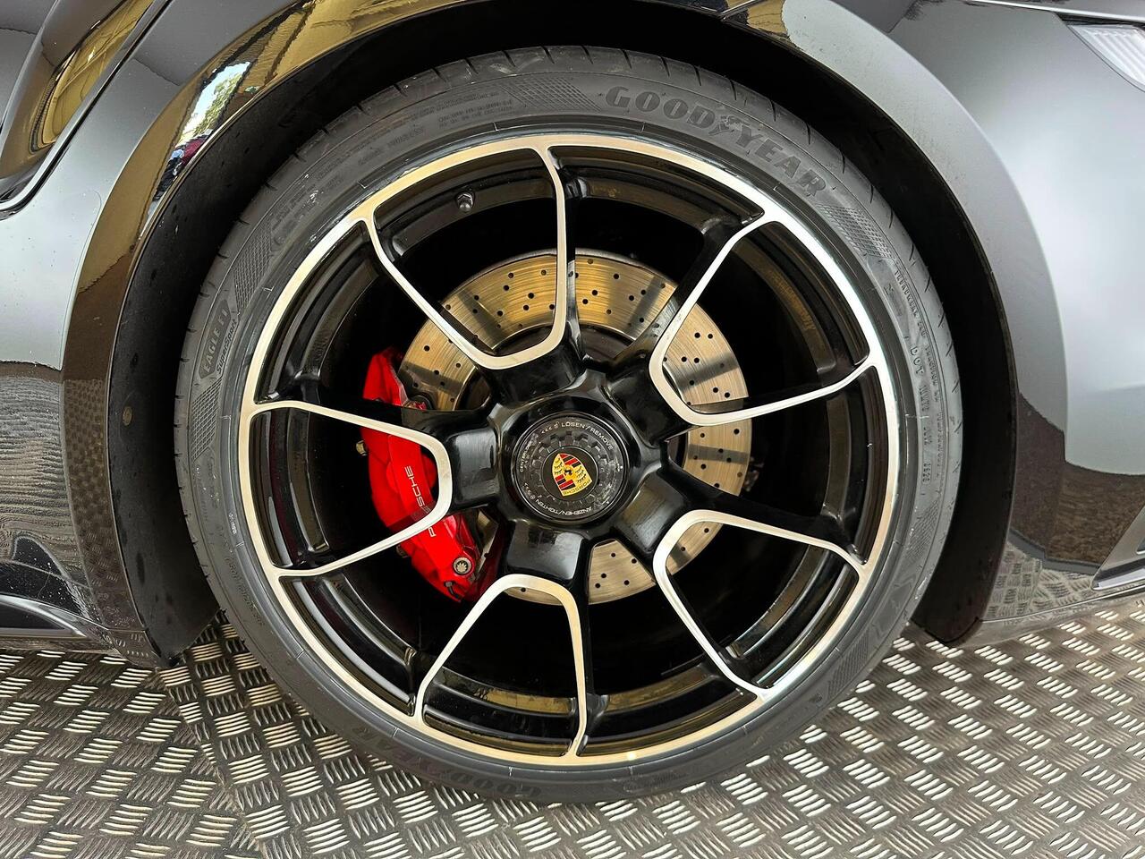 Porsche 911 AO73WWE