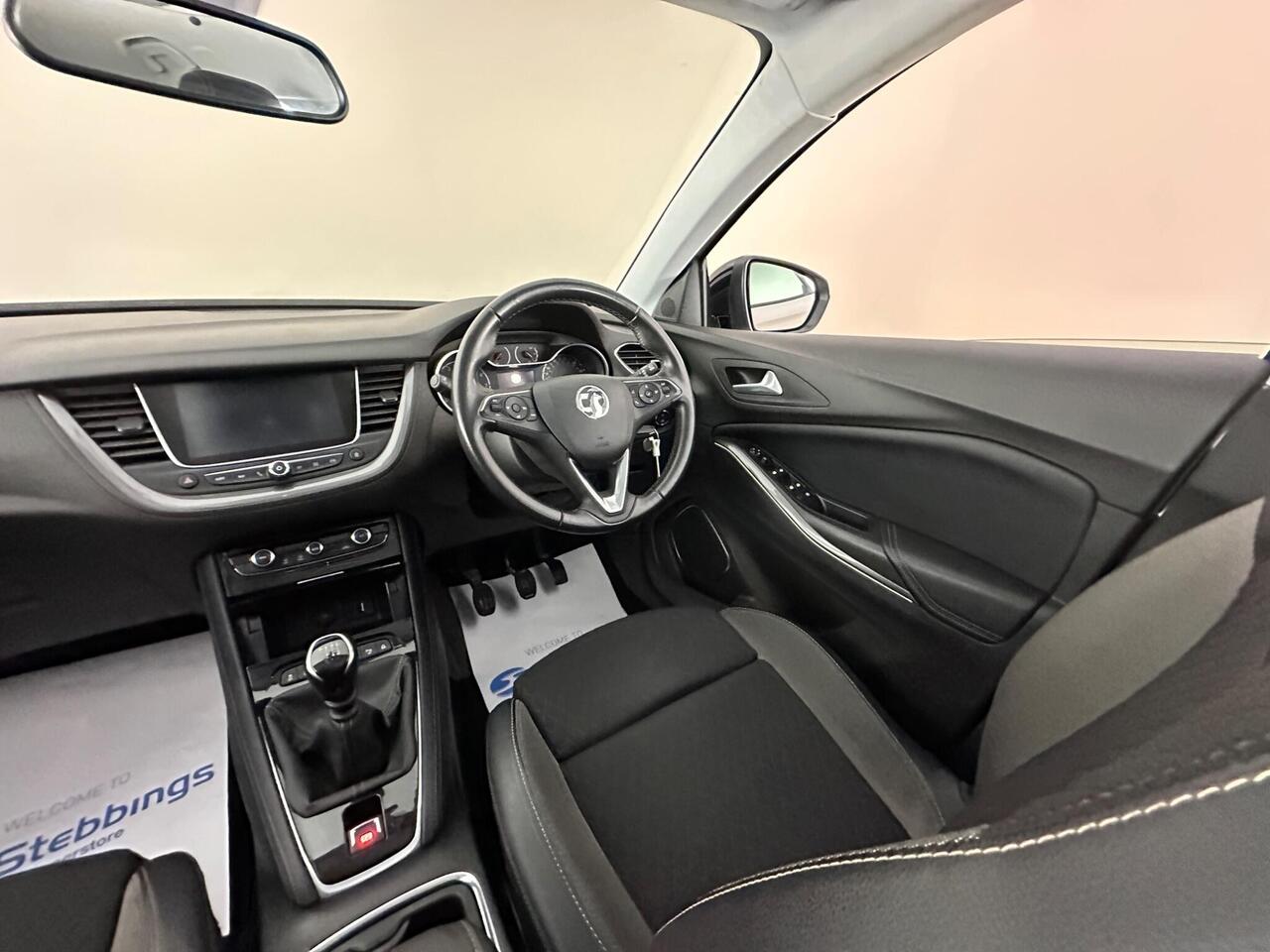 Vauxhall Grandland X SL69XEP