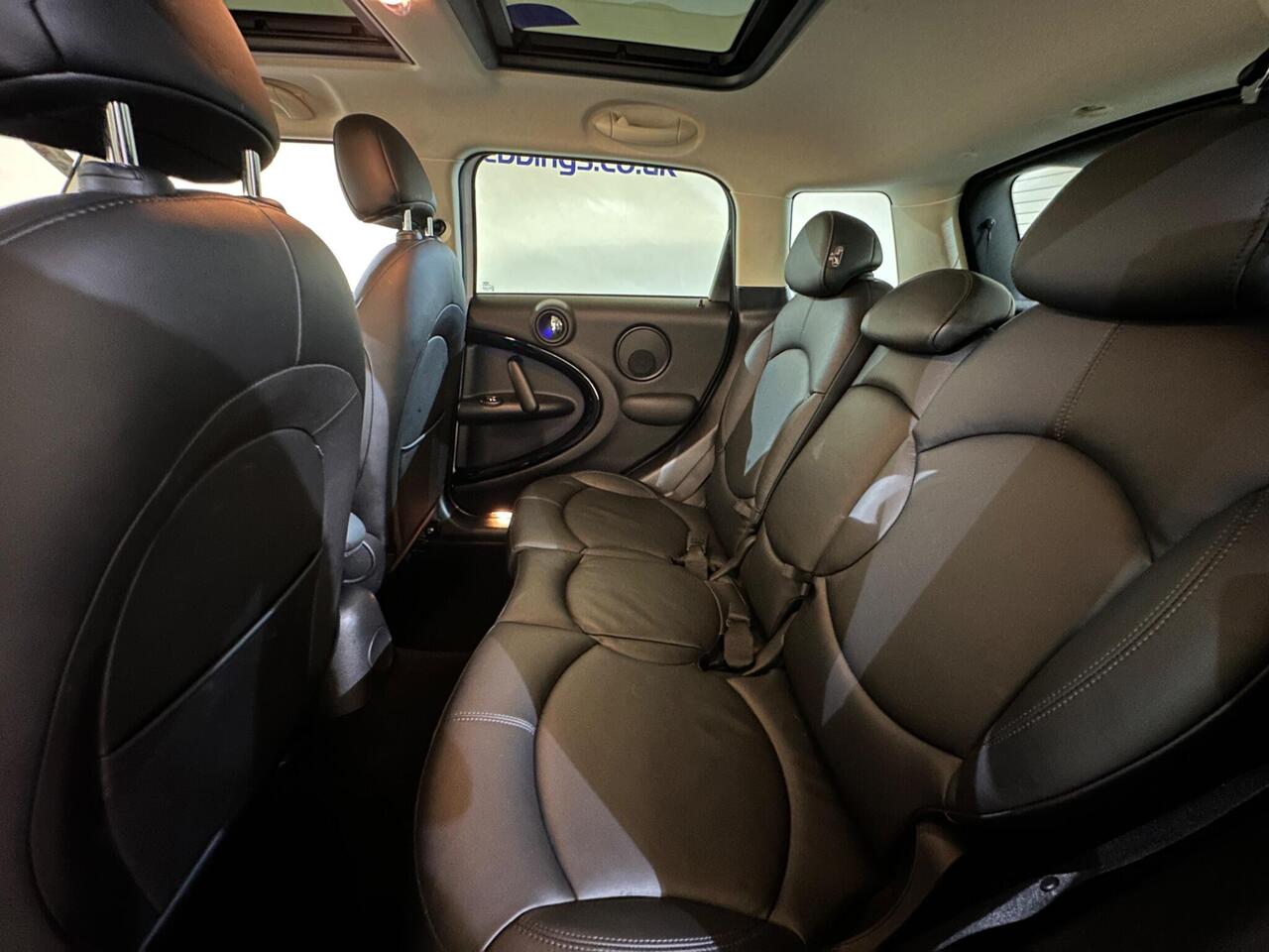 MINI Countryman YH16MVB