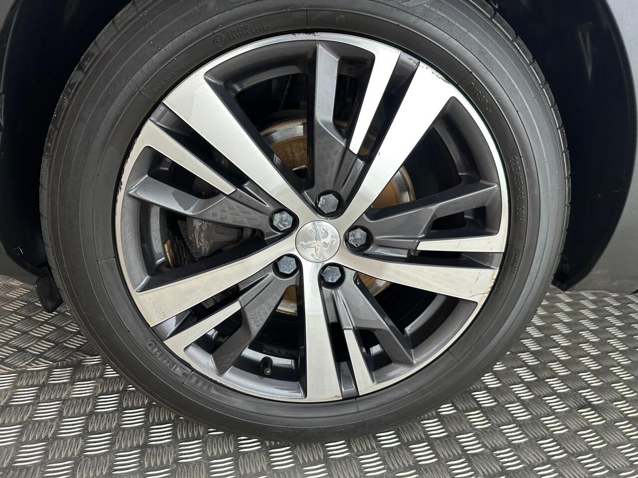 Peugeot 3008 YB72LHJ