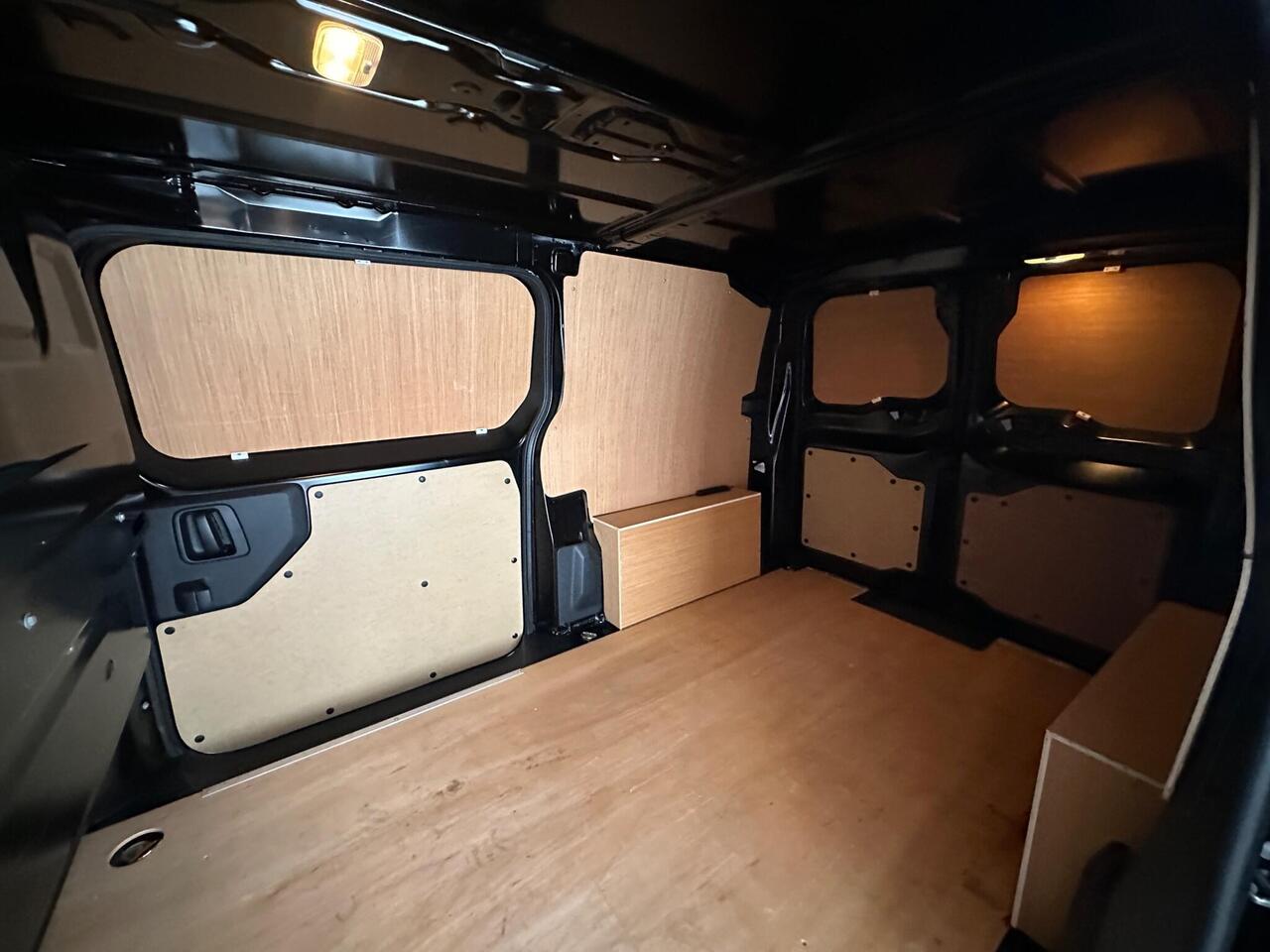 Vauxhall Vivaro DS74OKU