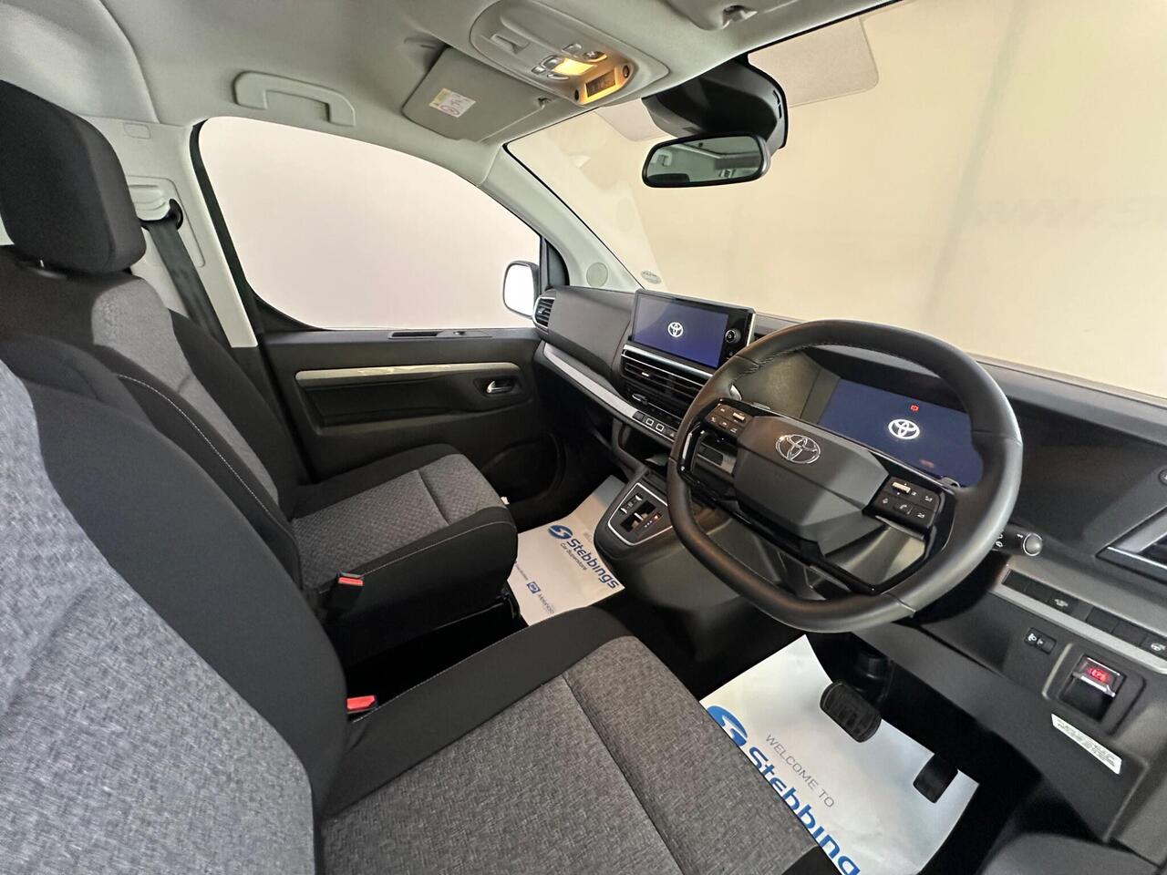 Toyota PROACE Verso KW25FVG