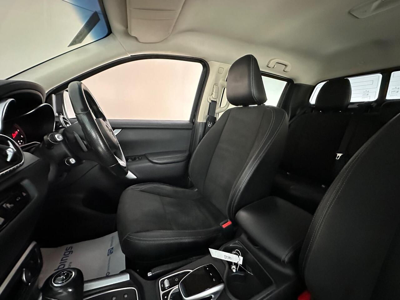 Mercedes-Benz X Class CA11LFS