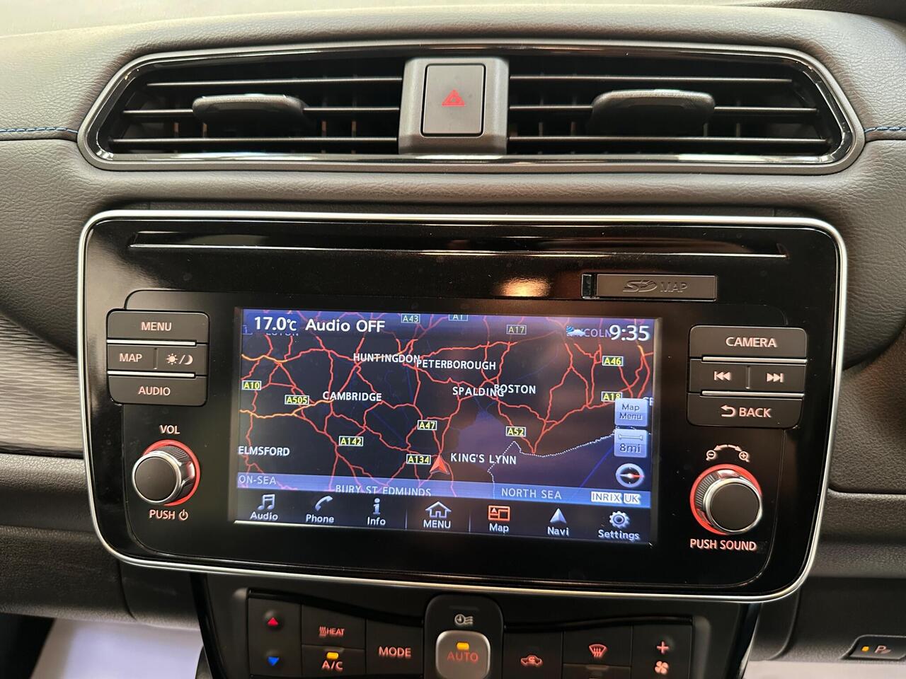 Nissan Leaf LT19GYF