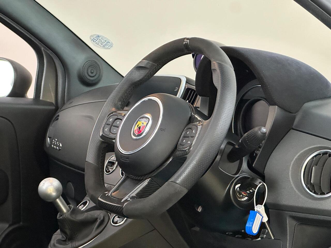Abarth 595C RO22DDX