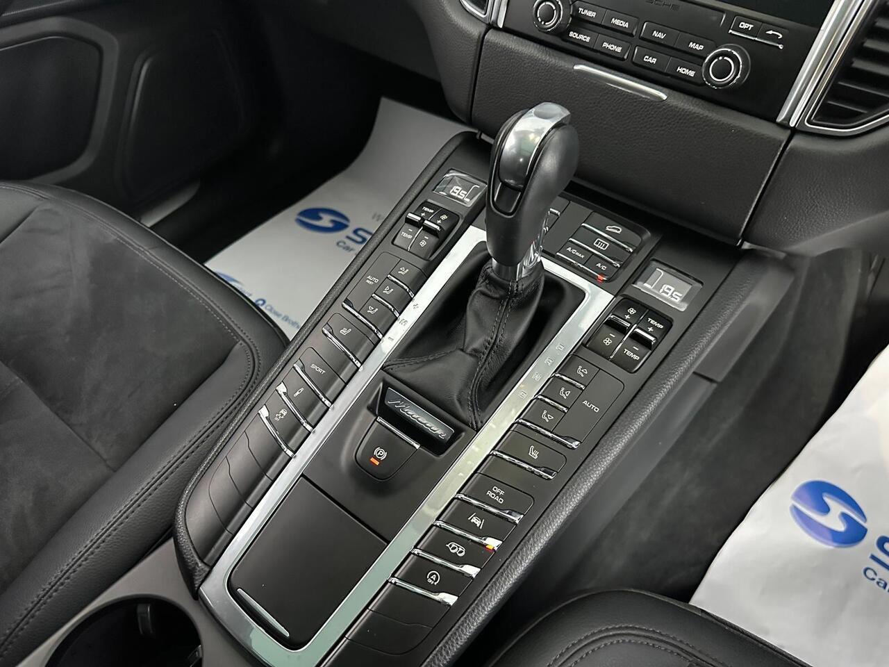 Porsche Macan RK67LWA