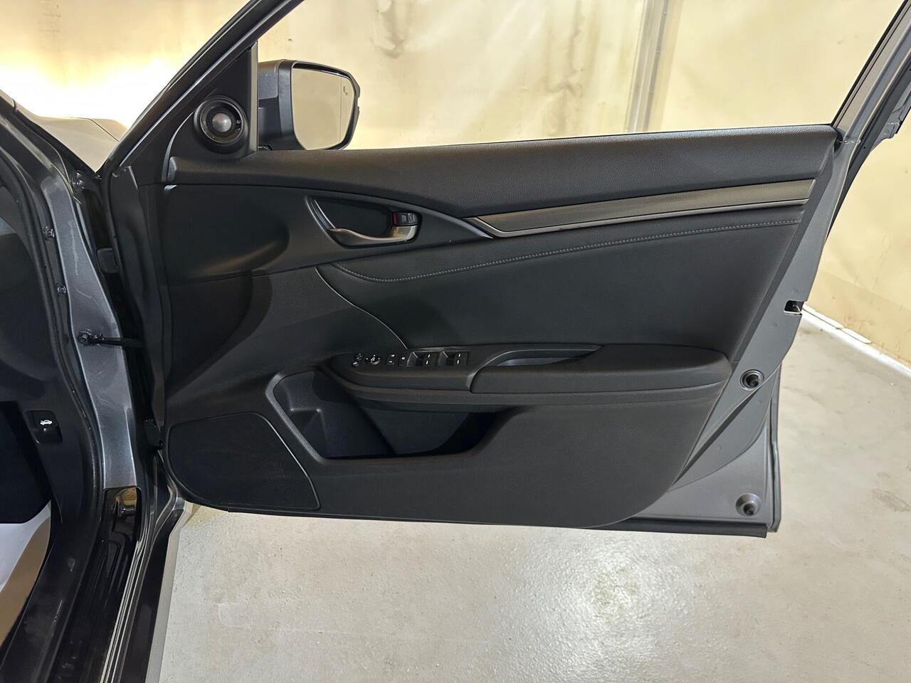 Honda Civic CX68TYU