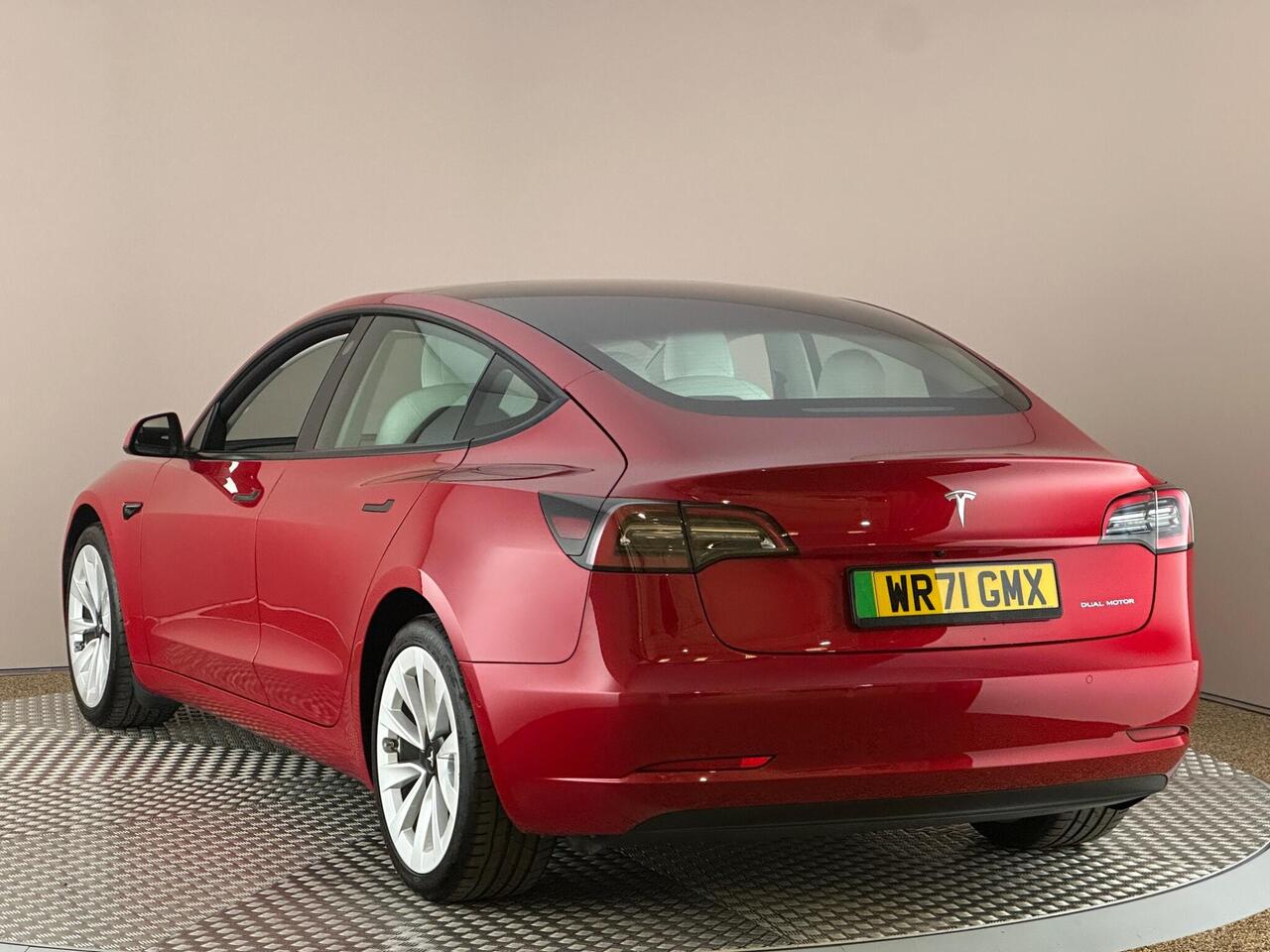 Tesla Model 3 WR71GMX